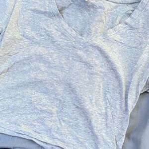 Bozzolo Light Gray V-Neck Crop Top